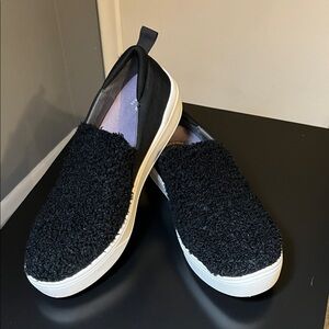 Dr. Scholl's Delight Cozy Women's Slip-on Sneakers, Size: 9, Black